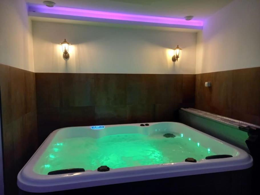#Fer Rever 63# Spa # Тьєр Екстер'єр фото